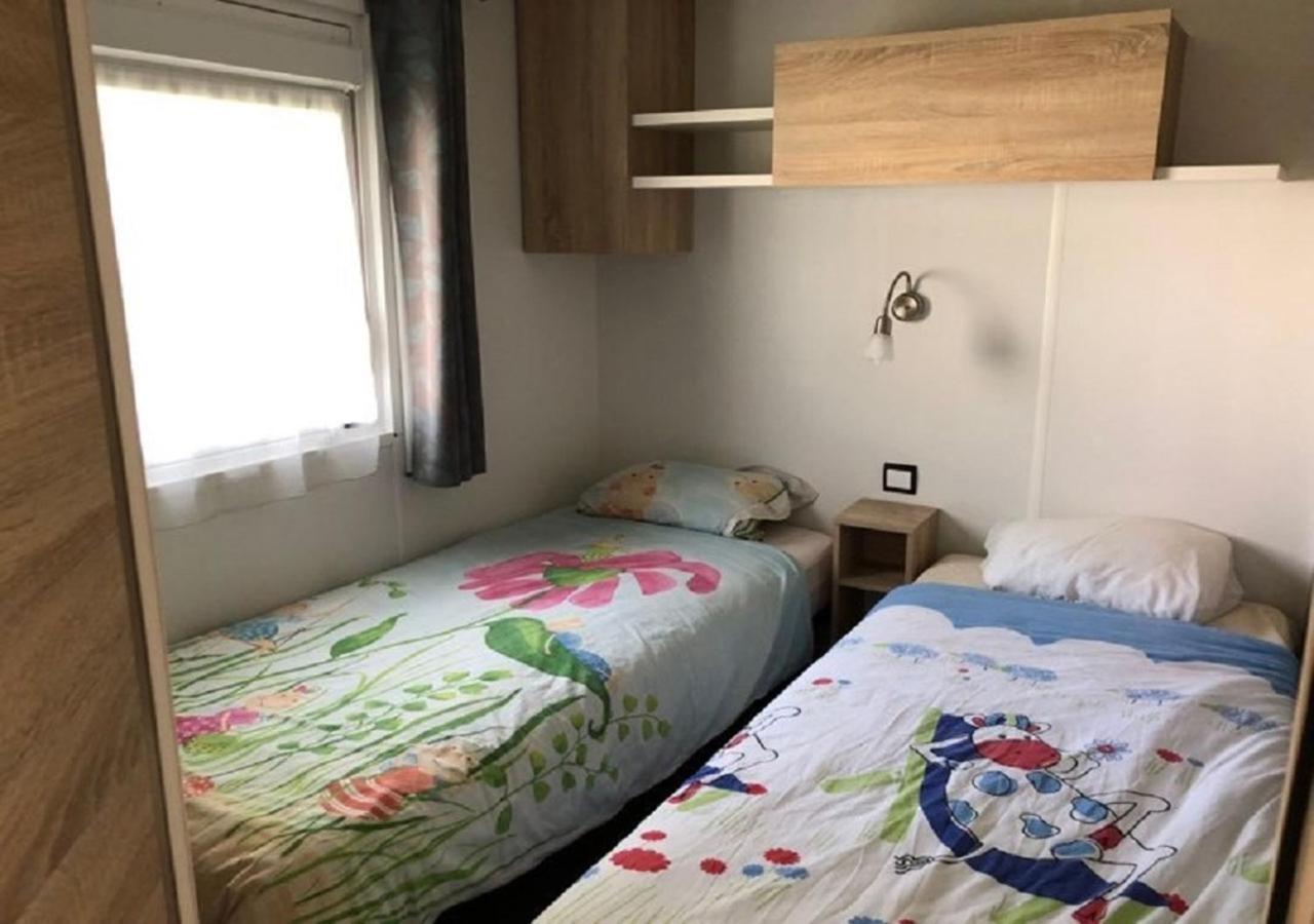 Mobilhome COSY 3 Chambres Gastes Extérieur photo